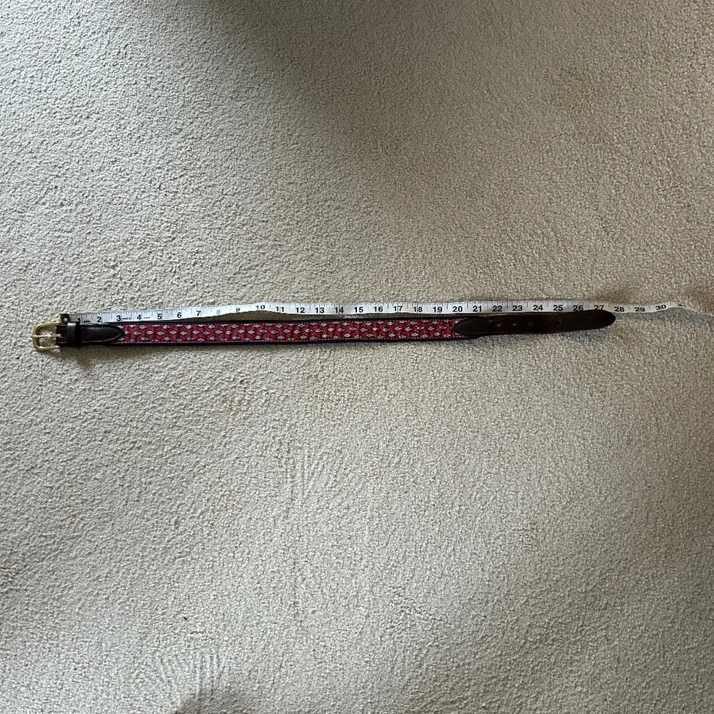 Vineyard Vines belt size 24